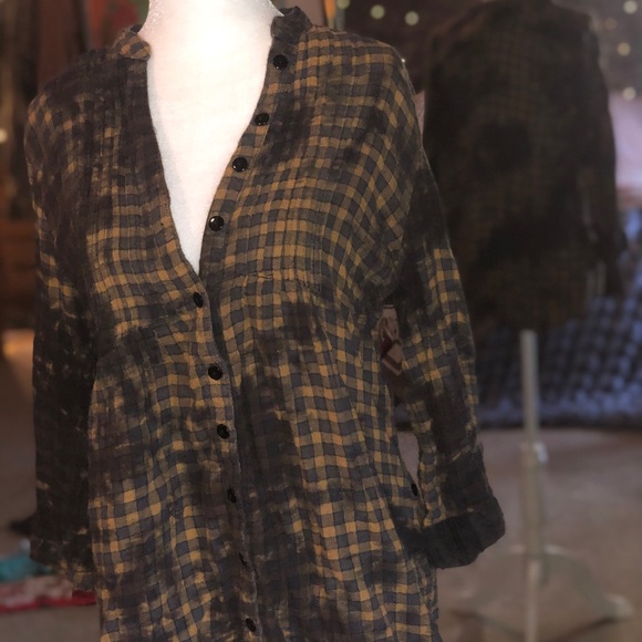 SHE’S COOL 😎 TOP - Picture 2 of 7